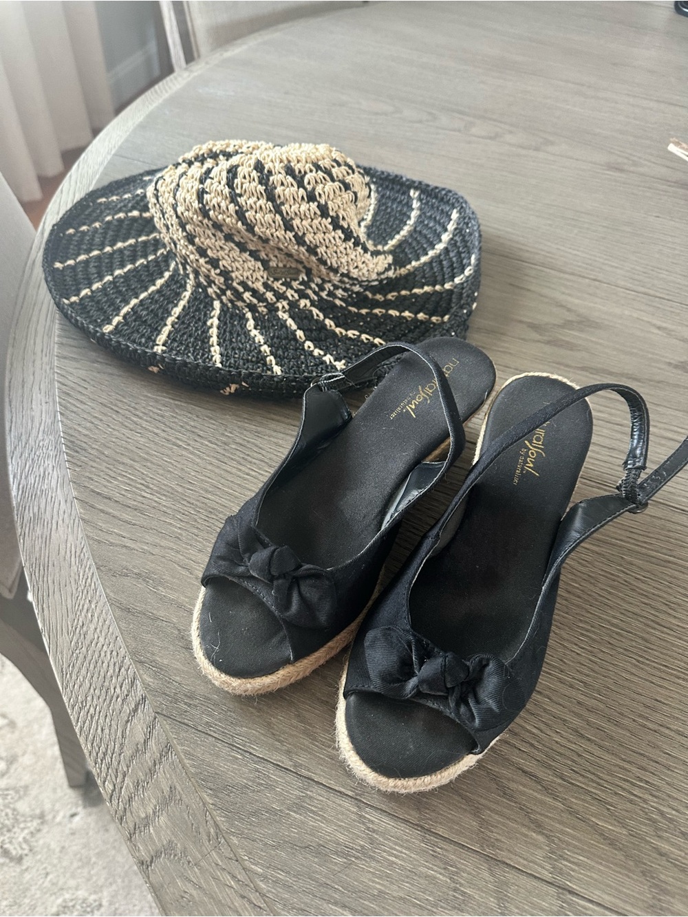 Naturalizer Black Espadrille Wedge Sandals + Straw Sun Hat Bundle
